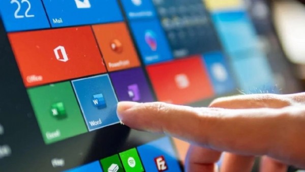 Windows 11'e hâlâ geçmeyenler yandı: Microsoft'tan kullanıcıları şoke eden Office kararı!
